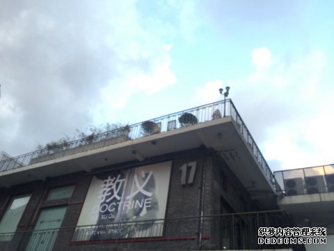 ������չ�������߿ռ�